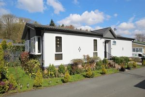 SUPERB PARK HOME - click for photo gallery